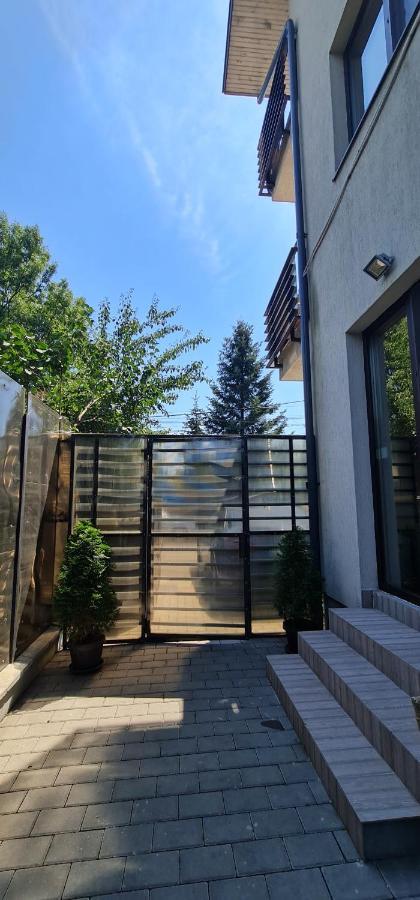 Exclusive Living Apartment Bucharest Exterior photo