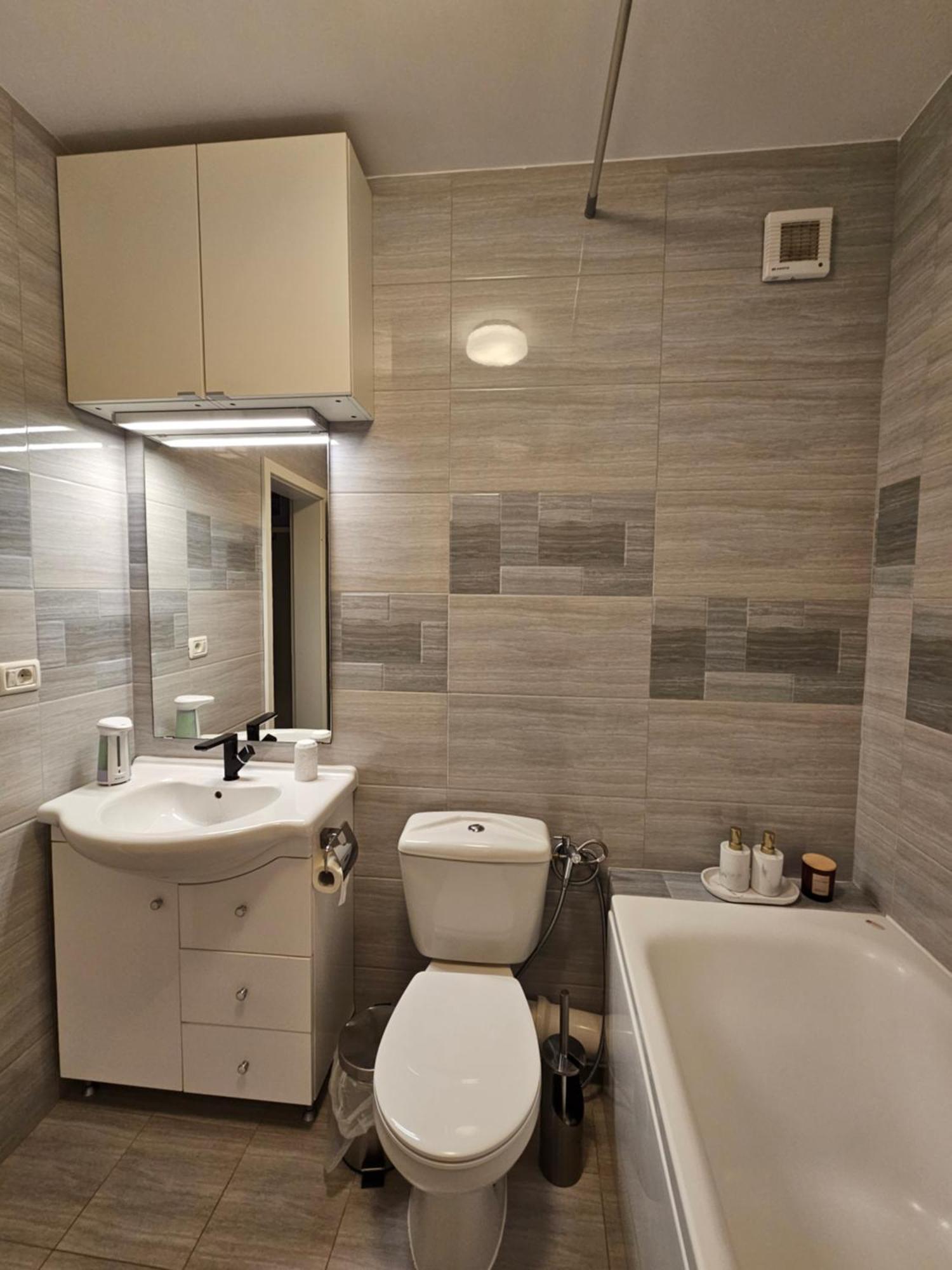 Exclusive Living Apartment Bucharest Exterior photo