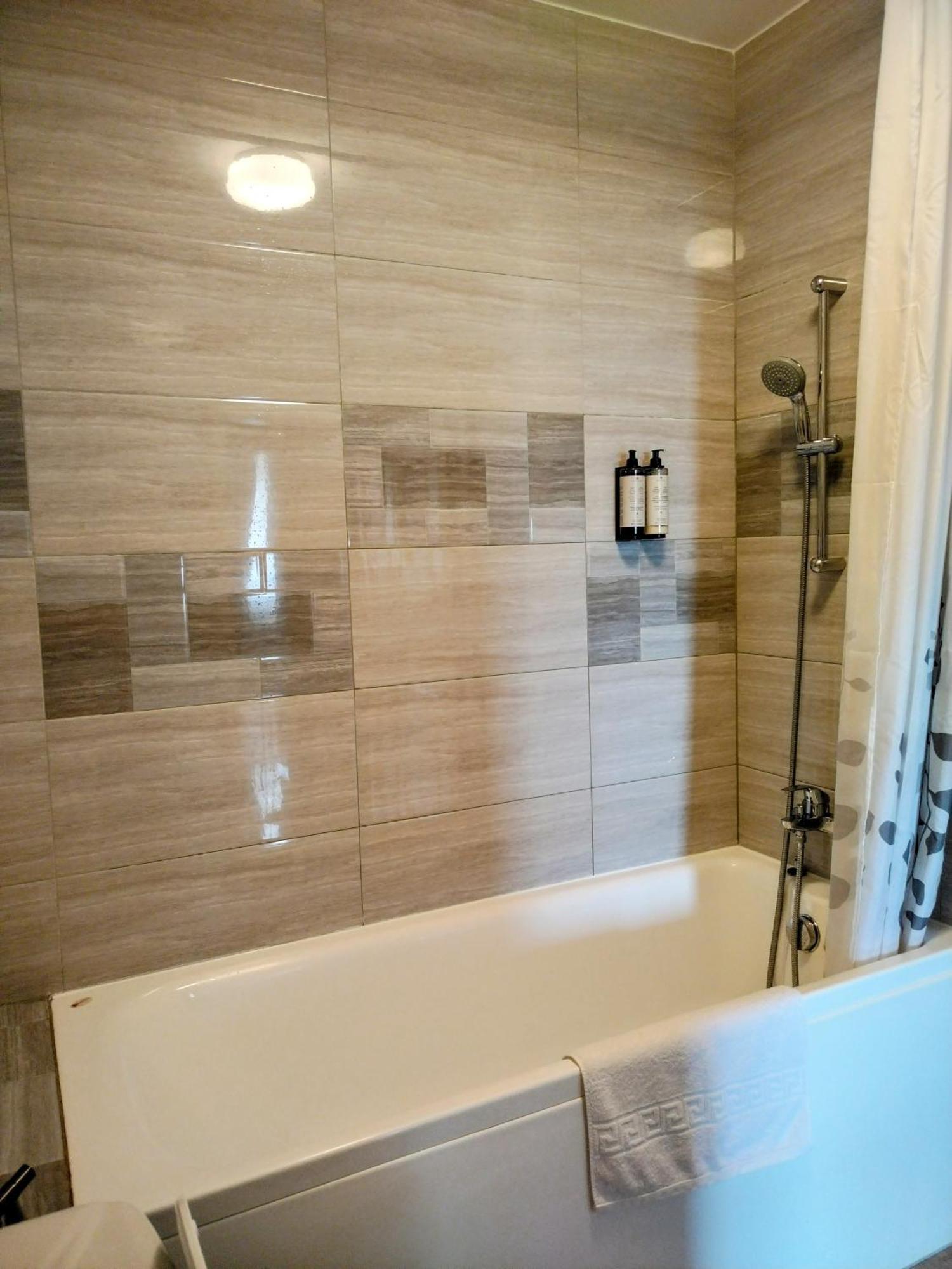 Exclusive Living Apartment Bucharest Exterior photo